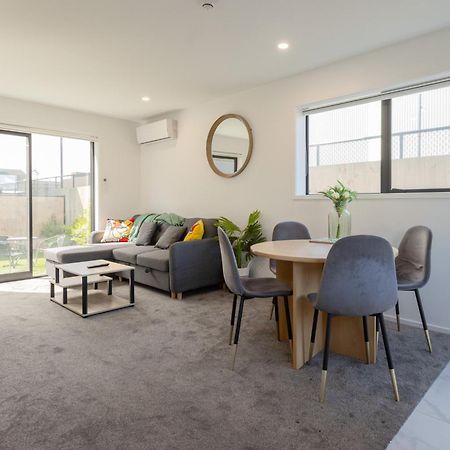Luxury 2 Bedroom Townhouse By Hagley Park In Cbd Christchurch Exteriör bild