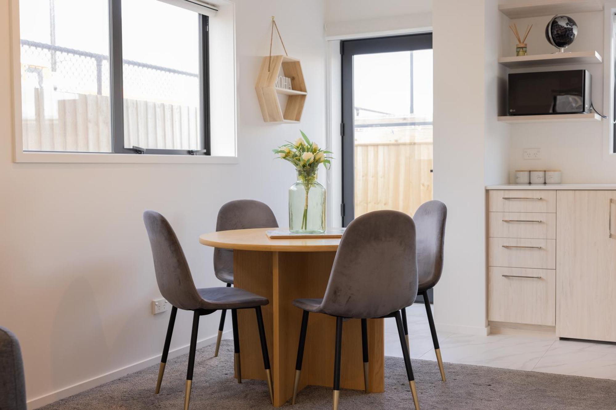 Luxury 2 Bedroom Townhouse By Hagley Park In Cbd Christchurch Exteriör bild