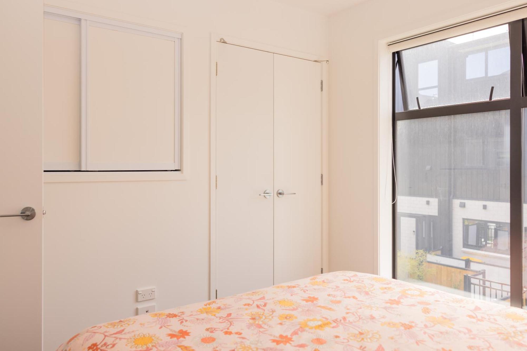 Luxury 2 Bedroom Townhouse By Hagley Park In Cbd Christchurch Exteriör bild