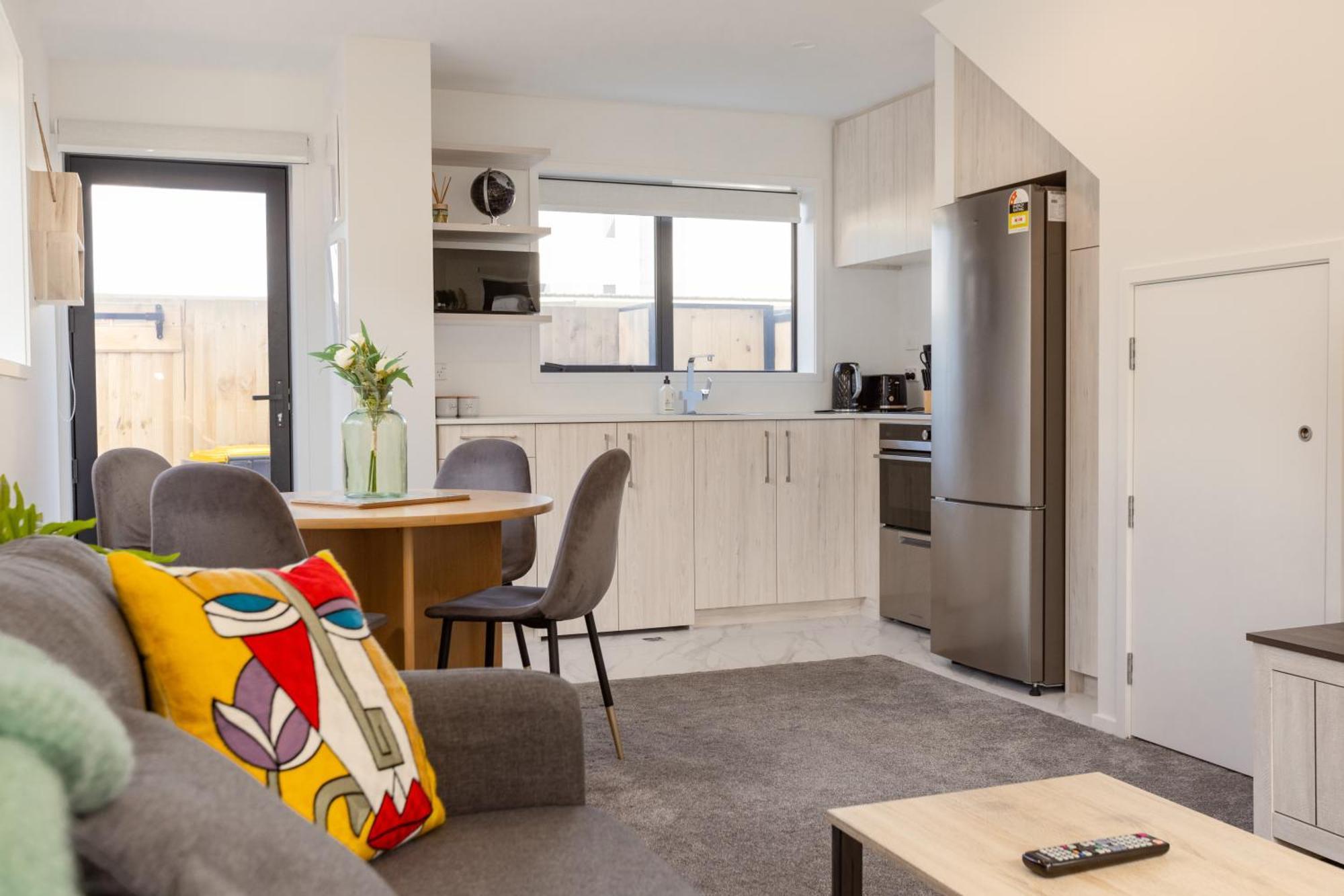 Luxury 2 Bedroom Townhouse By Hagley Park In Cbd Christchurch Exteriör bild